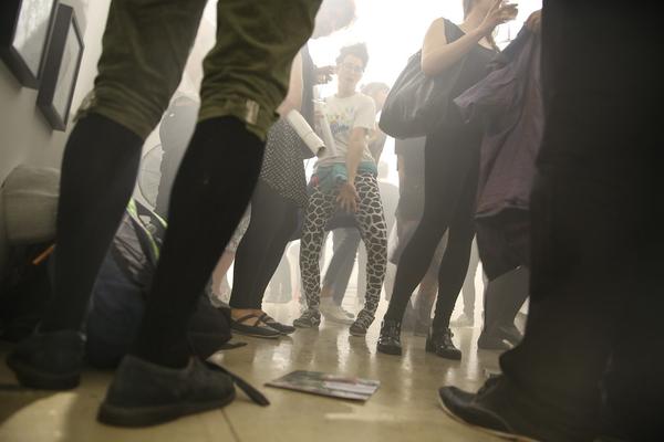Kunstraum Niederösterreich: Hans im Glück (19.9.2014, Eröffnung) <a href="http://esel.cc/Kunstraum_HiG" rel="noreferrer nofollow">esel.cc/Kunstraum_HiG</a> | Foto: <a href="http://eSeL.at" rel="noreferrer nofollow">eSeL.at</a> Foto: (c) eSeL.at
