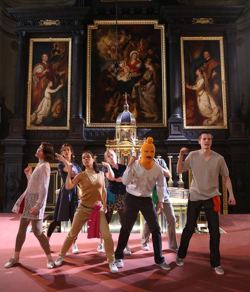 Christine Gaigg / 2nd nature: DeSacre ! Tanzquartier Wien  - FEEDBACK [2nd edition] - Josephskapelle / Hofburg <a href="http://esel.cc/TQW_deSacre" rel="noreferrer nofollow">esel.cc/TQW_deSacre</a> |  Foto: <a href="http://eSeL.at" rel="noreferrer nofollow">eSeL.at</a> Foto: eSeL.at