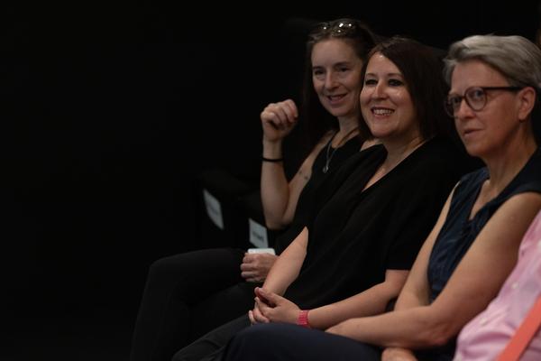 &quot;the set, the double, the stand-in, the prop&quot; - Jann Haworth im Gespräch mit Jo Applin (Österr. Ludwig-Stiftung @ mumok, 4.9.2025) Foto: eSeL.at - Lorenz Seidler