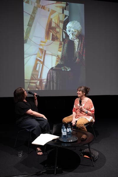 &quot;the set, the double, the stand-in, the prop&quot; - Jann Haworth im Gespräch mit Jo Applin (Österr. Ludwig-Stiftung @ mumok, 4.9.2025) Foto: eSeL.at - Lorenz Seidler