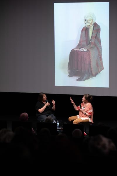 &quot;the set, the double, the stand-in, the prop&quot; - Jann Haworth im Gespräch mit Jo Applin (Österr. Ludwig-Stiftung @ mumok, 4.9.2025) Foto: eSeL.at - Lorenz Seidler