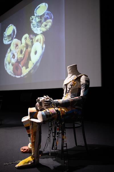 &quot;the set, the double, the stand-in, the prop&quot; - Jann Haworth im Gespräch mit Jo Applin (Österr. Ludwig-Stiftung @ mumok, 4.9.2025) Foto: eSeL.at - Lorenz Seidler