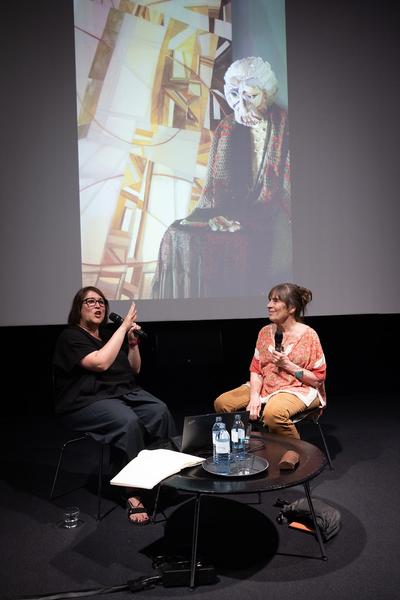 "the set, the double, the stand-in, the prop" - Jann Haworth im Gespräch mit Jo Applin (Österr. Ludwig-Stiftung @ mumok, 4.9.2025) Foto: eSeL.at - Lorenz Seidler