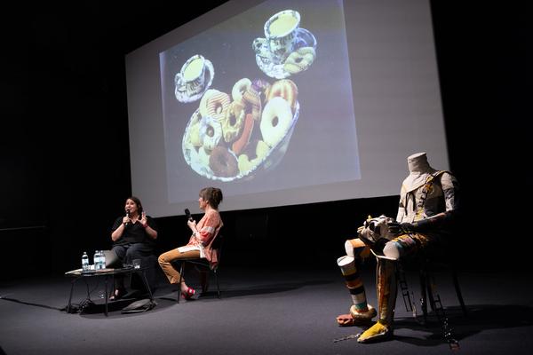 "the set, the double, the stand-in, the prop" - Jann Haworth im Gespräch mit Jo Applin (Österr. Ludwig-Stiftung @ mumok, 4.9.2025) Foto: eSeL.at - Lorenz Seidler