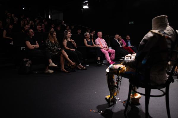 "the set, the double, the stand-in, the prop" - Jann Haworth im Gespräch mit Jo Applin (Österr. Ludwig-Stiftung @ mumok, 4.9.2025) Foto: eSeL.at - Lorenz Seidler