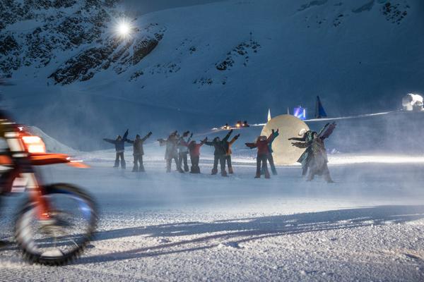 Lawin Torren: Hannibal (Gletscher Sölden, 21.4.2017, Generalprobe ) <a href="http://esel.cc/Hannibal_LawinTorren" rel="noreferrer nofollow">esel.cc/Hannibal_LawinTorren</a> | Foto: <a href="http://eSeL.at" rel="noreferrer nofollow">eSeL.at</a> Foto: eSeL.at - Lorenz Seidler