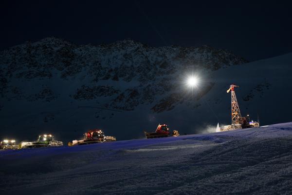 Lawin Torren: Hannibal (Gletscher Sölden, 21.4.2017, Generalprobe ) <a href="http://esel.cc/Hannibal_LawinTorren" rel="noreferrer nofollow">esel.cc/Hannibal_LawinTorren</a> | Foto: <a href="http://eSeL.at" rel="noreferrer nofollow">eSeL.at</a> Foto: eSeL.at - Lorenz Seidler