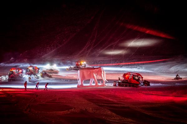 Lawin Torren: Hannibal (Gletscher Sölden, 21.4.2017, Generalprobe ) <a href="http://esel.cc/Hannibal_LawinTorren" rel="noreferrer nofollow">esel.cc/Hannibal_LawinTorren</a> | Foto: <a href="http://eSeL.at" rel="noreferrer nofollow">eSeL.at</a> Foto: eSeL.at - Lorenz Seidler