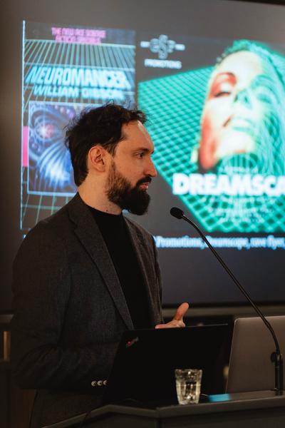 Talking through Weibel – Führung, Keynote &amp; Discussion (Angewandte Interdisciplinary Lab, 14.11.2025) Foto: eSeL.at - Robert Puteanu