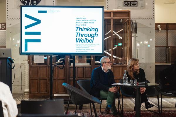 Talking through Weibel – Führung, Keynote &amp; Discussion (Angewandte Interdisciplinary Lab, 14.11.2025) Foto: eSeL.at - Robert Puteanu