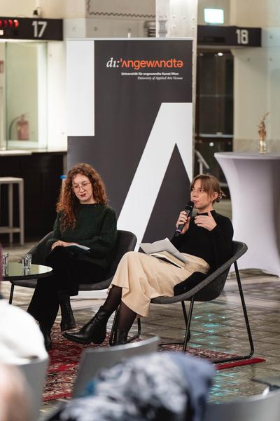 Talking through Weibel – Führung, Keynote &amp; Discussion (Angewandte Interdisciplinary Lab, 14.11.2025) Foto: eSeL.at - Robert Puteanu