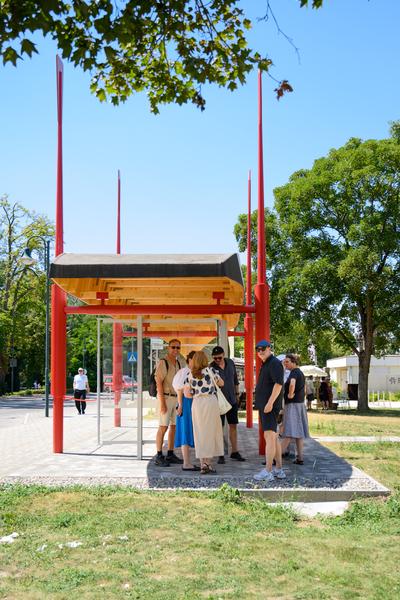 Tracing Spaces - Bus Stop Orth (Orth an der Donau, 27.06.2026) Foto: Joanna Pianka