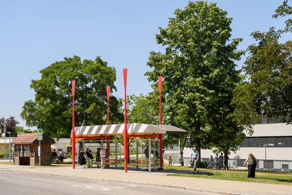 Tracing Spaces - Bus Stop Orth (Orth an der Donau, 27.06.2026) Foto: Joanna Pianka