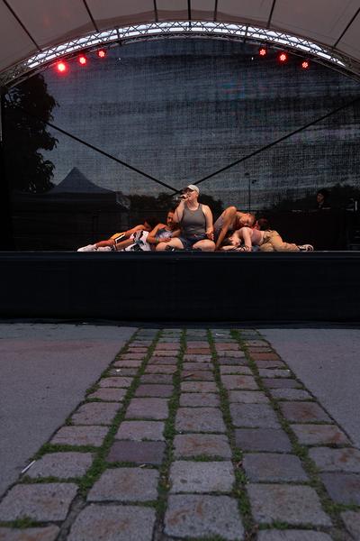 Kultursommer 2025: trans*motion &quot;TR4NTIPHONY&quot; (Schrödingerplatz, 20.7.2025) Foto: eSeL.at - Lorenz Seidler
