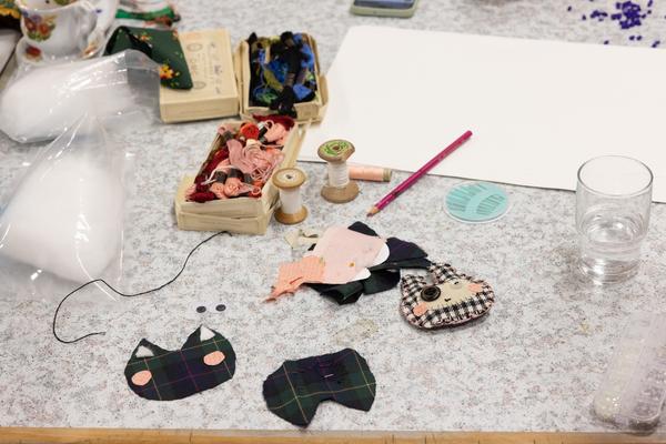 Uglify / Beautify Craft Club (Queer Museum Vienna, 30.11.2025) Foto: eSeL.at - Lorenz Seidler