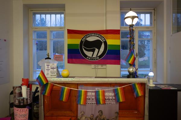 Uglify / Beautify Craft Club (Queer Museum Vienna, 30.11.2025) Foto: eSeL.at - Lorenz Seidler