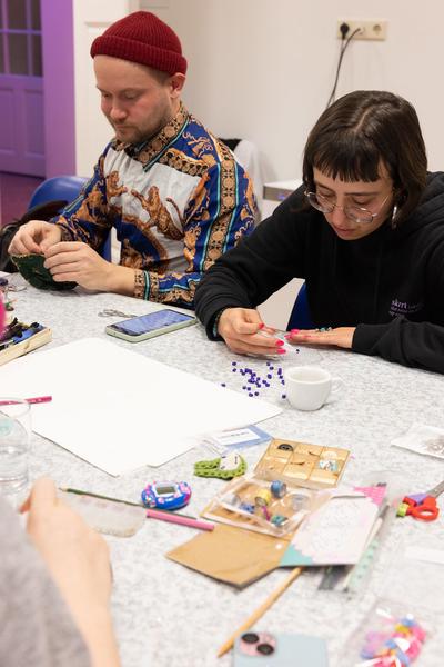 Uglify / Beautify Craft Club (Queer Museum Vienna, 30.11.2025) Foto: eSeL.at - Lorenz Seidler