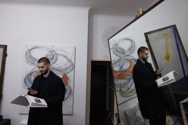 VIENNA ART WEEK 2025: Stylianos Schicho @ Open Studio Days (1070, 8.11. &amp; 9.11.2025) Foto: eSeL.at - Lorenz Seidler