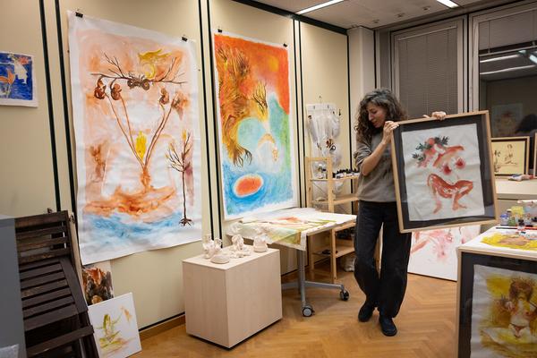 VIENNA ART WEEK 2025: Zahra Khorshidi @ Open Studio Days (WEST 1090, 8.11. &amp; 9.11.2025) Foto: eSeL.at - Lorenz Seidler