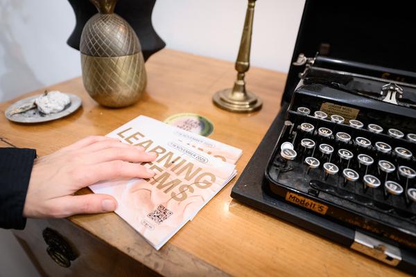 VIENNA ART WEEK 2025: Kathrin Hanga @ Open Studio Days (8.11. &amp; 9.11.2025) Foto: eSeL.at - Joanna Pianka