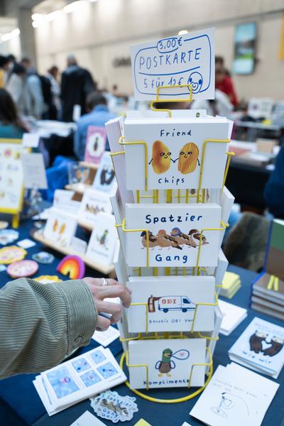 Vienna Art Book Fair #3 (Die Angewandte/VZA - 17--19.10.2025) Foto: eSeL.at - Sarah Tasha