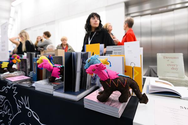 Vienna Art Book Fair #3 (Die Angewandte / VZA, 17. - 19.10.2025) Foto: eSeL.at - Joanna Pianka