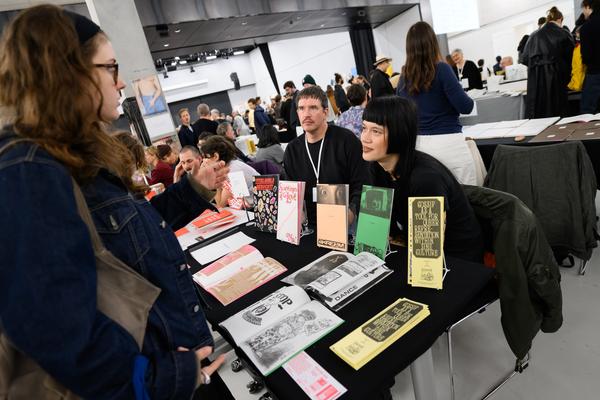 Vienna Art Book Fair #3 (Die Angewandte / VZA, 17. - 19.10.2025) Foto: eSeL.at - Joanna Pianka