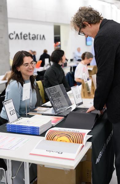 Vienna Art Book Fair #3 (Die Angewandte / VZA, 17. - 19.10.2025) Foto: eSeL.at - Joanna Pianka