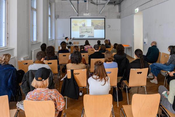 Vienna Art Book Fair #3 (Die Angewandte / VZA, 17. - 19.10.2025) Foto: eSeL.at - Joanna Pianka