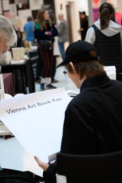 Vienna Art Book Fair #3 (Die Angewandte / VZA, 17. - 19.10.2025) Foto: eSeL.at - Joanna Pianka