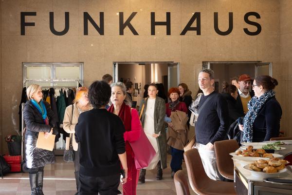 VIENNA ART WEEK 20025 Pressekonferenz (&quot;House of Learning Systems&quot; / Funkhaus, 6.11.2025) Foto: eSeL.at - Lorenz Seidler