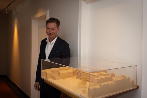 VIENNA ART WEEK 20025 Pressekonferenz (&quot;House of Learning Systems&quot; / Funkhaus, 6.11.2025) Foto: eSeL.at - Lorenz Seidler