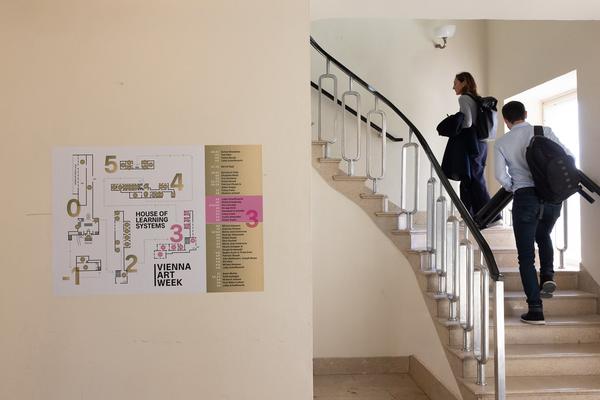VIENNA ART WEEK 2025 Presseführung (&quot;House of Learning Systems&quot; / Funkhaus, 6.11.2025) Foto: eSeL.at - Lorenz Seidler