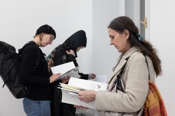 Tobias Pils - Meet the artist (Galerie Eva Presenhuber, 13.11.2025) Foto: eSeL.at - Lorenz Seidler