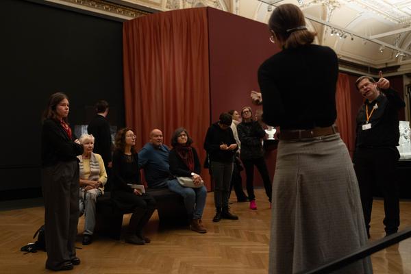 VIENNA ART WEEK für ALLE: &quot;Alles Männersache&quot; ÖGS-FÜHRUNG &quot;Michaelina Wautier, Malerin&quot; (Kunsthistorisches Museum, 14.11.2025) Foto: eSeL.at - Lorenz Seidler