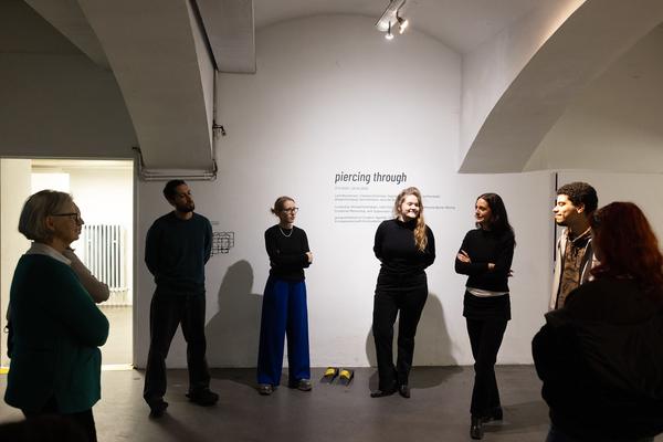 VIENNA ART WEEK Independent Art Spaces Tour: DAS WEISSE HAUS (11.11.2025) Foto: eSeL.at - Lorenz Seidler