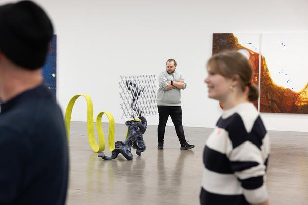 VIENNA ART WEEK für ALLE: Überblicksführung Gebärdensprache Guan Xiao &quot;Teenager&quot; (Kunsthalle Wien, 11.11.2025) Foto: eSeL.at - Lorenz Seidler