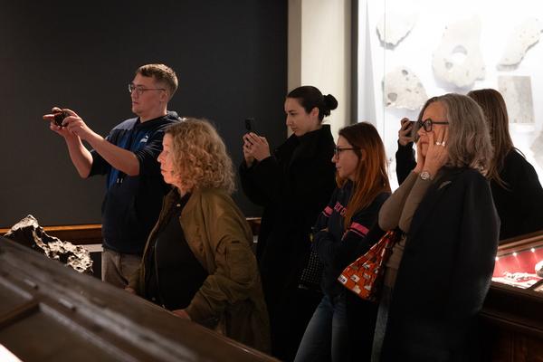 VIENNA ART WEEK: Camila Sposati &quot;Mineral as a Musical Note&quot; (Naturhistorisches Museum, 12.11.2025) Foto: eSeL.at - Lorenz Seidler