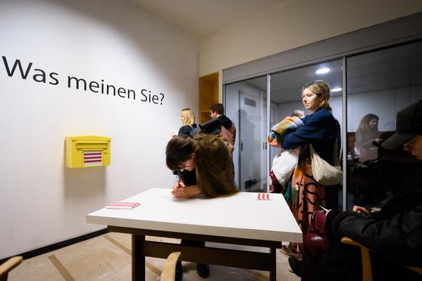 VIENNA ART WEEK 2025 Eröffnung (&quot;House of Learning Systems&quot; / Funkhaus, 07.11.2025) Foto: eSeL.at - Joanna Pianka