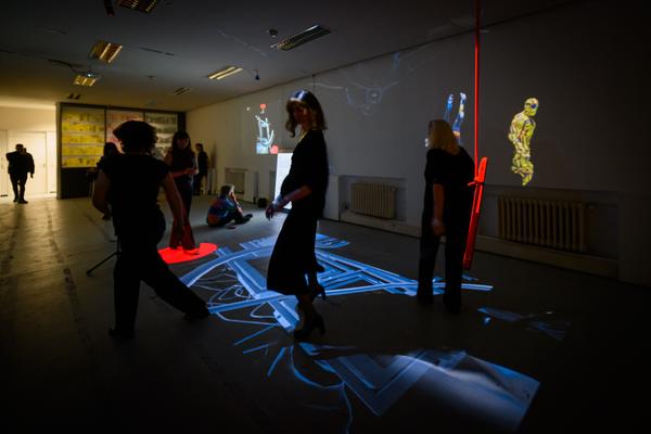 VIENNA ART WEEK 2025 Eröffnung (&quot;House of Learning Systems&quot; / Funkhaus, 07.11.2025) Foto: eSeL.at - Joanna Pianka