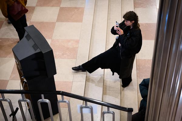 VIENNA ART WEEK 2025 Eröffnung (&quot;House of Learning Systems&quot; / Funkhaus, 07.11.2025) Foto: eSeL.at - Joanna Pianka