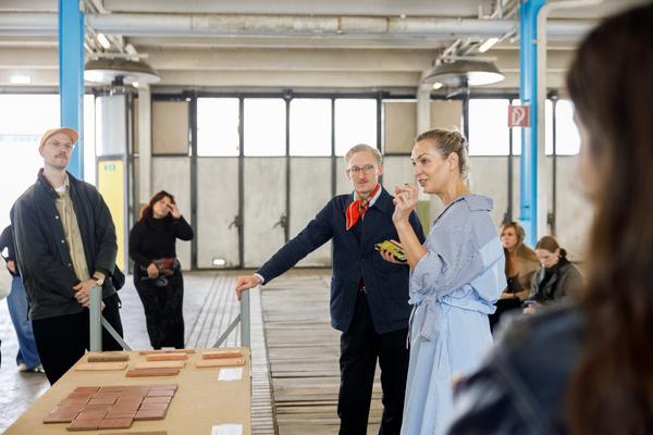 Pressetour - On Memory Lane and New Tracks VIENNA DESIGN WEEK 2026 (Biofabrique, 25.09.2026) Foto: eSeL.at / ViennaDesignWeek - Hannah Mayr