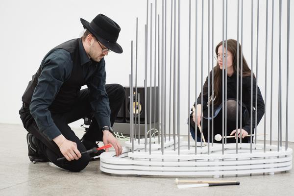 Participatory Sound Performance with Viktoria Morgenstern (Galerie3 Wien, 30.04.2026) Foto: eSeL.at - Robert Puteanu
