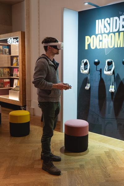 Virtual Reality statt Geschichtsbuch?
Chancen und Grenzen digitaler Holocaust-Vermittlung (Haus der Geschichte Österreich, 22.01.2026) Foto: eSeL.at - Robert Puteanu