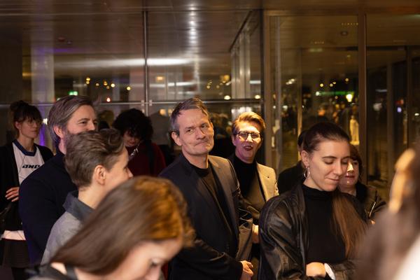 Präsentation: "Wallpaper #8" Tolia Astakhishvili und Klaus Scherübel //  "Stromkilometer 1943,9" - Sofie Thorsen // "Liaison" - Liesl Raff (evn Sammlung , 10.2.2026) Foto: eSeL.at - Lorenz Seidler