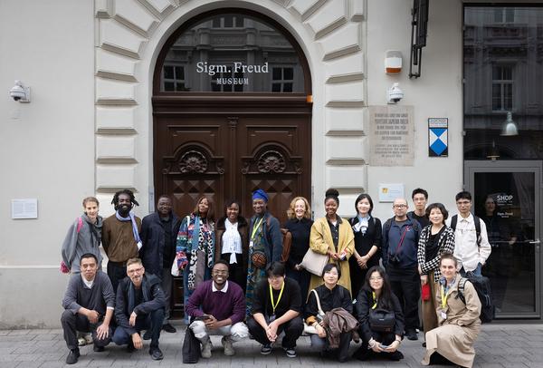 Freuds Wunderblock. Führung Akademie mit Partner:innen aus Ghana &amp; China (Sigmund Freud Museum, 23.9.2025) Foto: eSeL.at - Lorenz Seidler