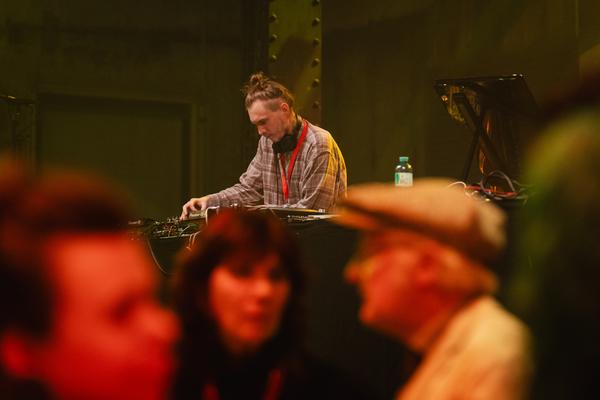 PARTY MODERN |
ERNST KRENEK PREIS DER STADT WIEN | ANGÉLICA CASTELLÓ - Wien Modern 2025 (Ottakringer Brauerei, 01.11.2025) Foto: eSeL.at - Robert Puteanu