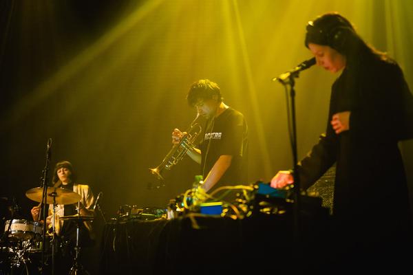 PARTY MODERN |
ERNST KRENEK PREIS DER STADT WIEN | ANGÉLICA CASTELLÓ - Wien Modern 2025 (Ottakringer Brauerei, 01.11.2025) Foto: eSeL.at - Robert Puteanu