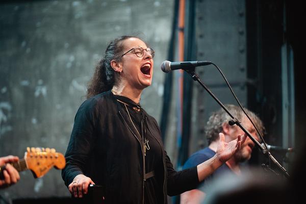 PARTY MODERN |
ERNST KRENEK PREIS DER STADT WIEN | ANGÉLICA CASTELLÓ - Wien Modern 2025 (Ottakringer Brauerei, 01.11.2025) Foto: eSeL.at - Robert Puteanu