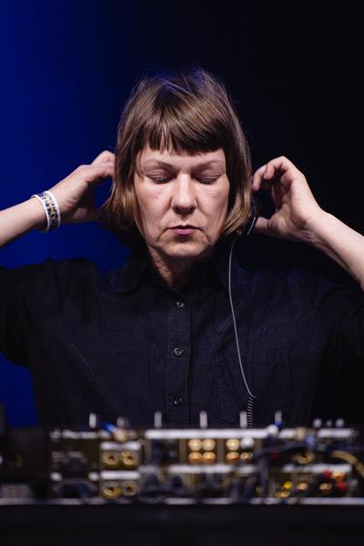 PARTY MODERN |
ERNST KRENEK PREIS DER STADT WIEN | ANGÉLICA CASTELLÓ - Wien Modern 2025 (Ottakringer Brauerei, 01.11.2025) Foto: eSeL.at - Robert Puteanu